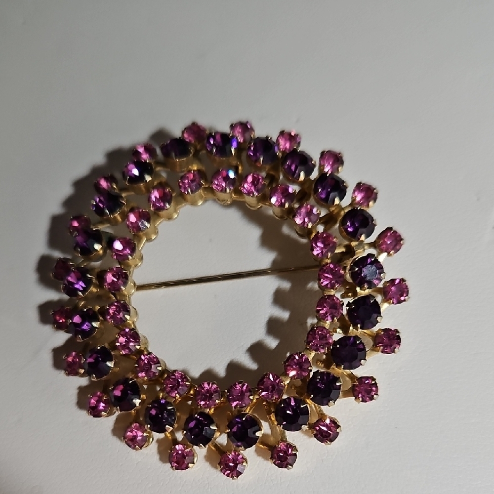 Luxurious Purple Gemstone Brooch with Gold Setting
